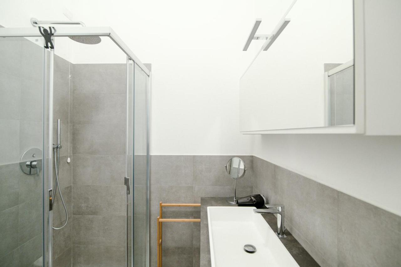 Borgovico Garden - The House Of Travelers Apartment Como Luaran gambar
